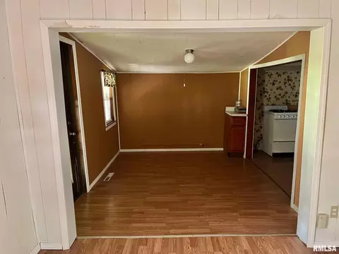 1108 Blakely St, Benton, IL 62812 photo 13