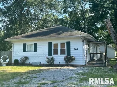 508 E Smith St, Benton, IL 62812 photo 3
