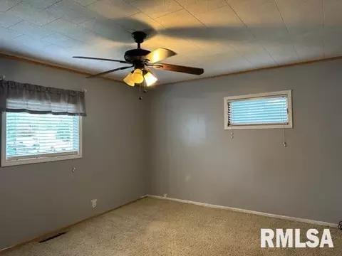 508 E Smith St, Benton, IL 62812 photo 14