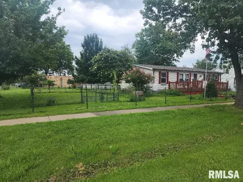 807 E 7th St, Metropolis, IL 62960 photo 2
