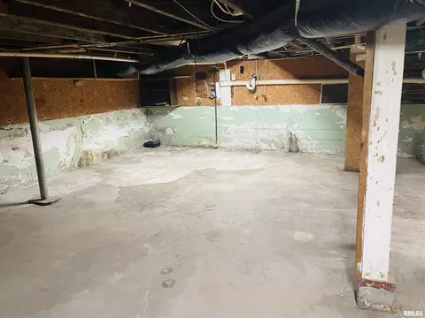 1237 N Poplar St, Centralia, IL 62801 photo 24