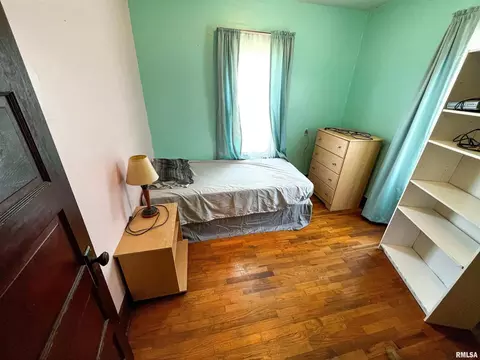 108 Park Ave, Flora, IL 62839 photo 25
