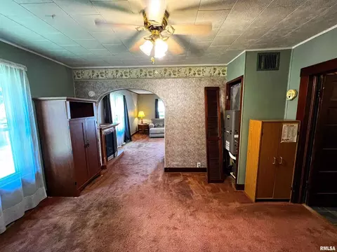 108 Park Ave, Flora, IL 62839 photo 11