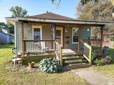 108 Park Ave, Flora, IL 62839 photo 2