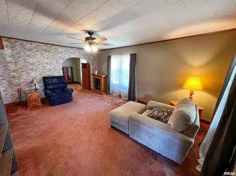108 Park Ave, Flora, IL 62839 photo 6