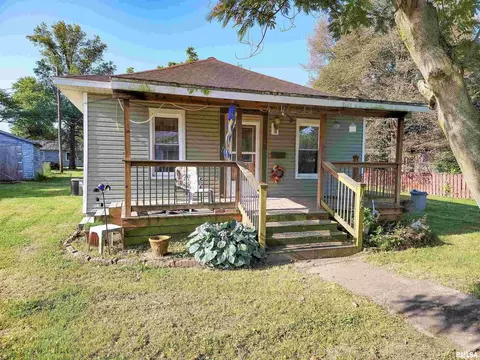 108 Park Ave, Flora, IL 62839 photo 3