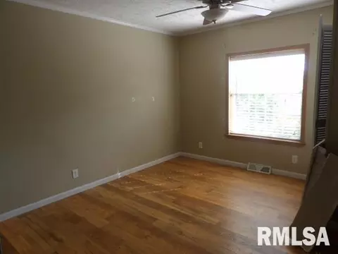 815 2nd St, Eldorado, IL 62930 photo 12
