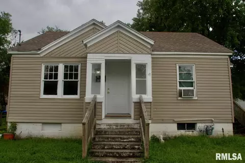 720 N Carico St, Carbondale, IL 62901