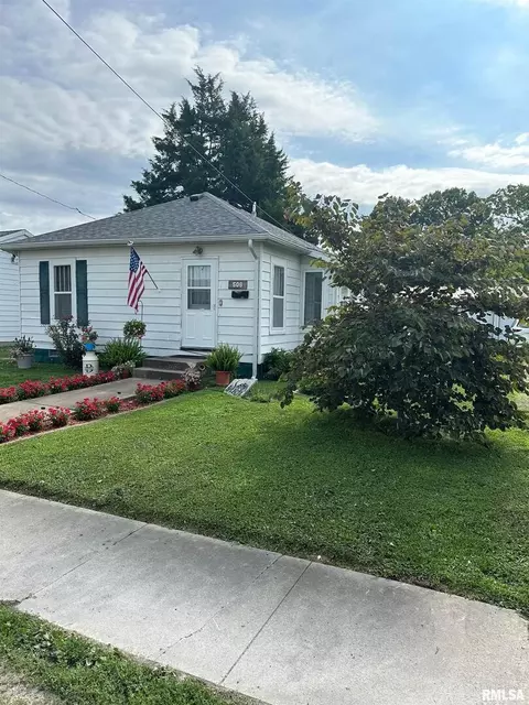 508 S Mason St, Pinckneyville, IL 62274