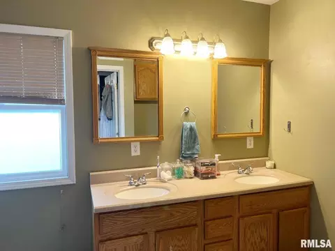 2012 Wall St, Murphysboro, IL 62966 photo 19