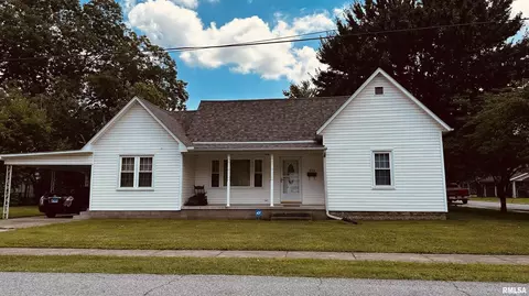 1203 W Walnut St, Marion, IL 62959