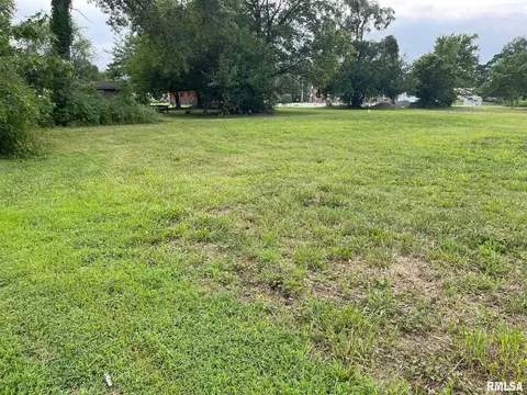 116 School St, Ewing, IL 62836 photo 7