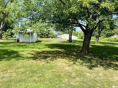 1045 Bourland Rd, Eldorado, IL 62930 photo 13