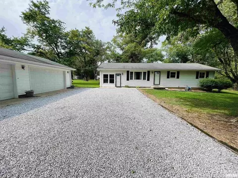 1045 Bourland Rd, Eldorado, IL 62930 photo 3