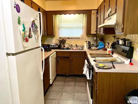 801 E Stotlar St #3, Herrin, IL 62948 photo 22