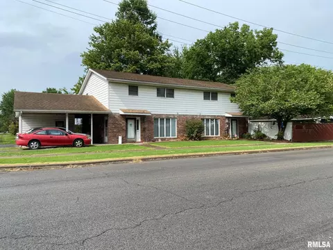 801 E Stotlar St #3, Herrin, IL 62948 photo 2