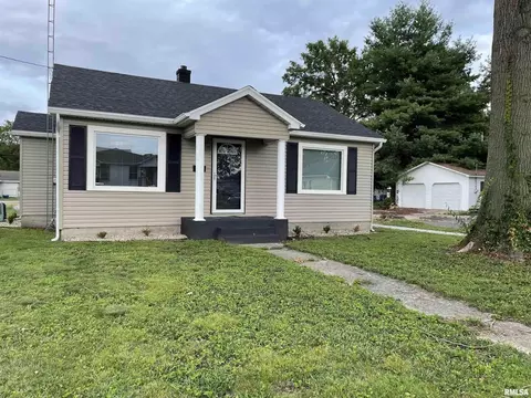 602 N 16th St, Murphysboro, IL 62966