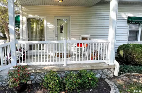 114 W 3rd St, Flora, IL 62839 photo 83
