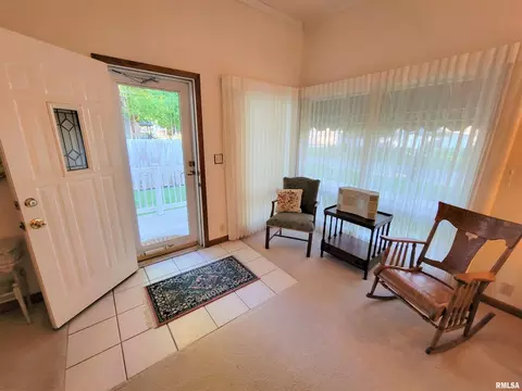 114 W 3rd St, Flora, IL 62839 photo 24