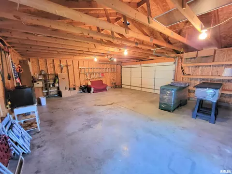 114 W 3rd St, Flora, IL 62839 photo 67