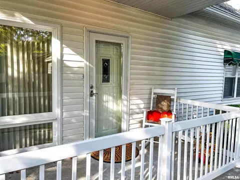 114 W 3rd St, Flora, IL 62839 photo 84