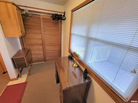 114 W 3rd St, Flora, IL 62839 photo 54