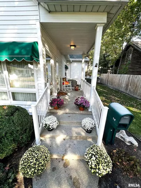 114 W 3rd St, Flora, IL 62839 photo 80