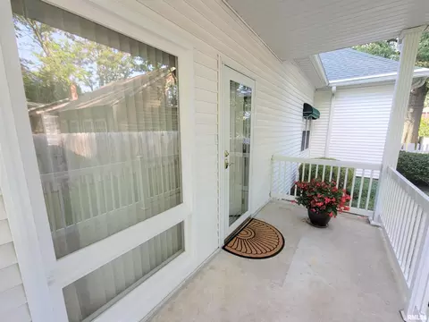 114 W 3rd St, Flora, IL 62839 photo 71