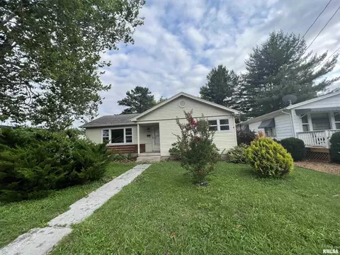 2005 Roblee Ave, Murphysboro, IL 62966