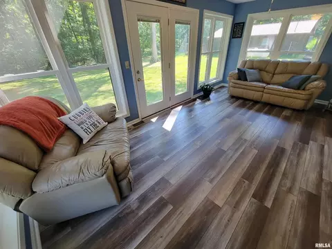 96 Forest Dr, Flora, IL 62839 photo 39