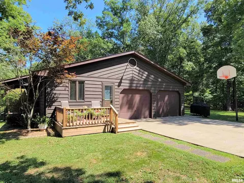 96 Forest Dr, Flora, IL 62839 photo 14