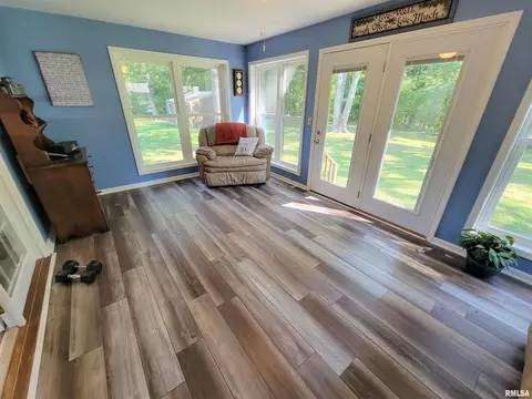 96 Forest Dr, Flora, IL 62839 photo 38