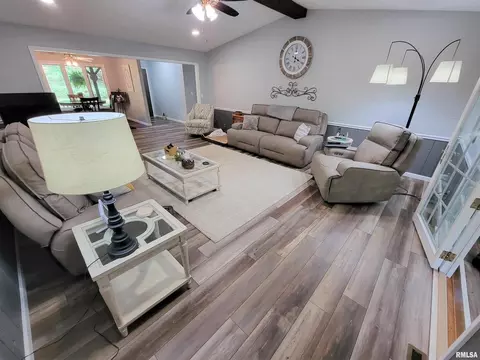 96 Forest Dr, Flora, IL 62839 photo 33