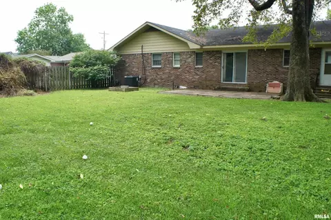 209 E 3rd St, Brookport, IL 62910 photo 5