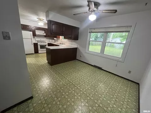 71 Lilac Ln, Springfield, IL 62702 photo 10