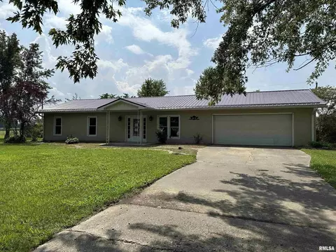 623 County Road 1840 E, Fairfield, IL 62837