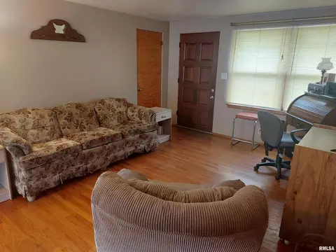 10 E Crownview, Mount Vernon, IL 62864 photo 3