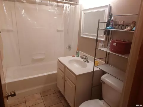 10 E Crownview, Mount Vernon, IL 62864 photo 13