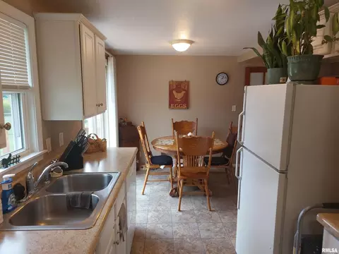 10 E Crownview, Mount Vernon, IL 62864 photo 8