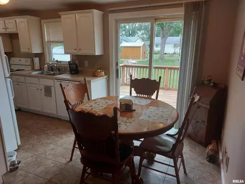 10 E Crownview, Mount Vernon, IL 62864 photo 9