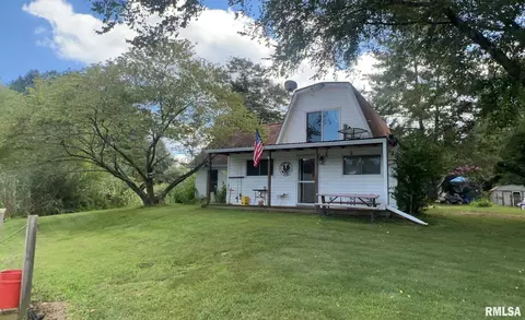 11659 S Thimble Ln, Macedonia, IL 62860
