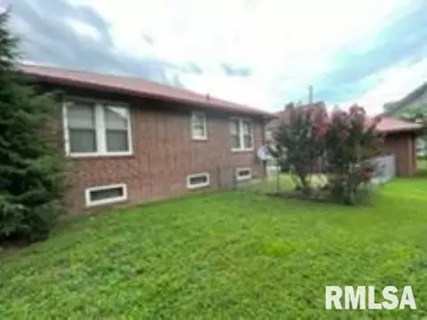2908 Magnolia Dr, Cairo, IL 62914 photo 5