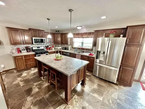 1719 N State Rd, Flora, IL 62839 photo 13