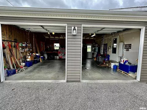 1719 N State Rd, Flora, IL 62839 photo 75