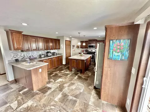 1719 N State Rd, Flora, IL 62839 photo 11