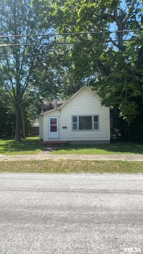 403 N Bryan St, West Frankfort, IL 62896