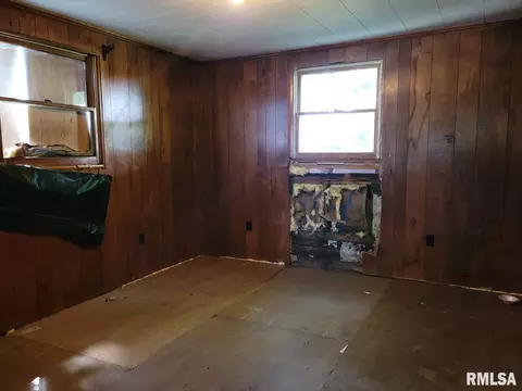 131 Suite Ave, Buncombe, IL 62912 photo 8