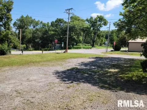 131 Suite Ave, Buncombe, IL 62912 photo 2