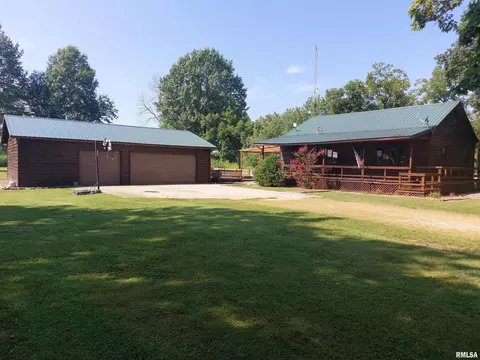 9485 E Redwood Rd, Mount Vernon, IL 62864