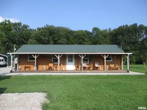 11156 Heritage Ln, Benton, IL 62812